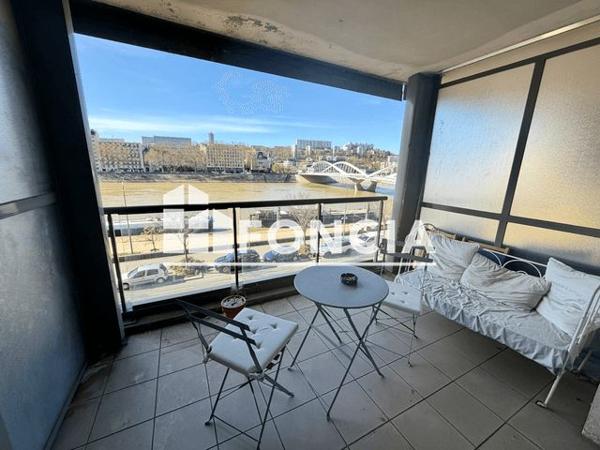 Location Appartement 3 pièces 70.47 m² - 49 QUAI JOSEPH GILLET Lyon 69004