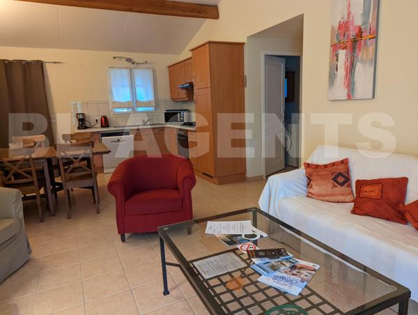 MAISON MEUBLEE AU COEUR D'UN VILLAGE VACANCES