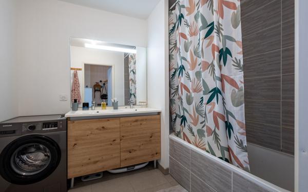 Appartement à vendre    4 pièces • 81,72 m2 Ondres