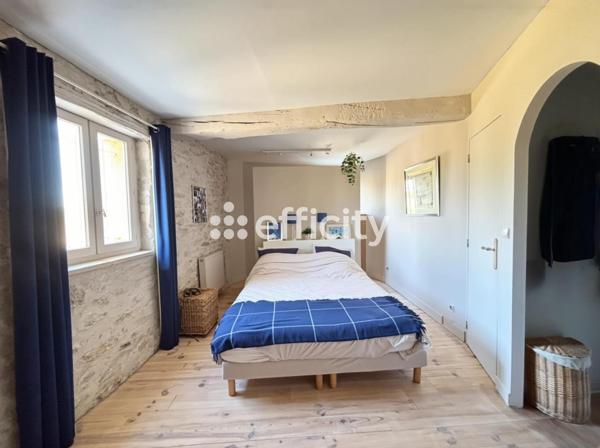 Maison
         4 pièces
        - 108 m² 430 000 € *