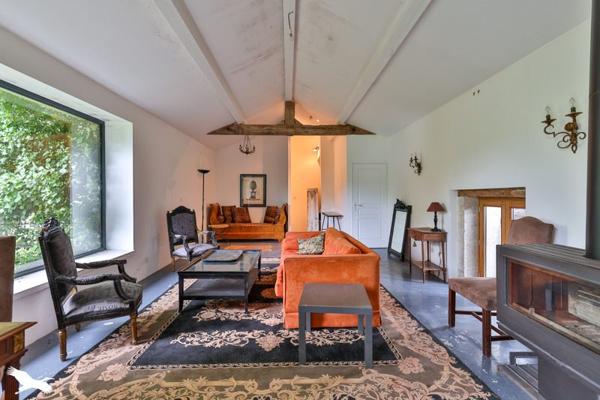 Maison à vendre 267 648 € Mosnac 5 p 163 m² DPE D