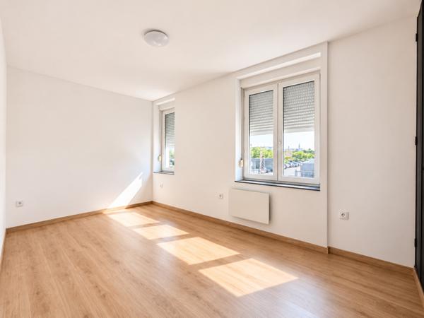 Immeuble 100 m² 2 etage(s)