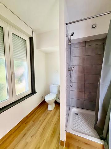Immeuble 100 m² 2 etage(s)