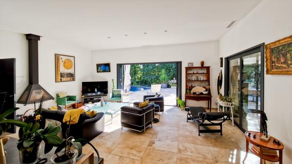 Uzès (30700) Sublime propriété comprenant 2 villas