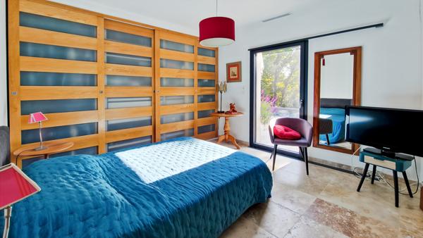 Uzès (30700) Sublime propriété comprenant 2 villas