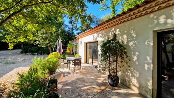 Uzès (30700) Sublime propriété comprenant 2 villas