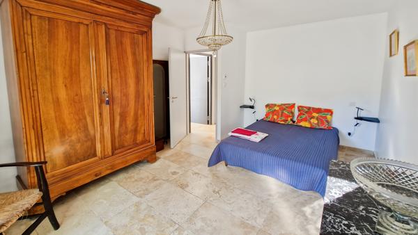 Uzès (30700) Sublime propriété comprenant 2 villas