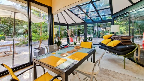 Uzès (30700) Sublime propriété comprenant 2 villas