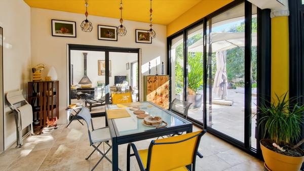 Uzès (30700) Sublime propriété comprenant 2 villas