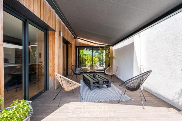 Maison néo-bretonne entièrement rénovée, extension d’architecte et piscine chauffée ? Carquefou, à deux pas du centre-ville
