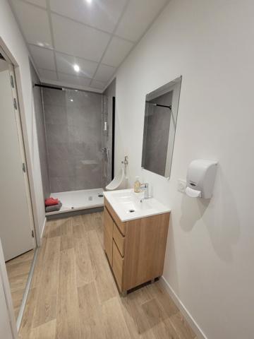 A VENDRE - 448m² - Local d'activité Montaigu Vendee