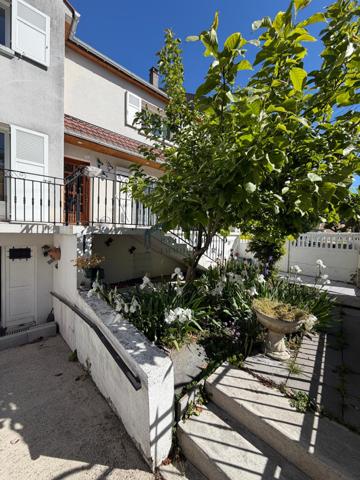 Sevran (93270) Maison familiale 8 pièces 154 m² avec sous-sol total