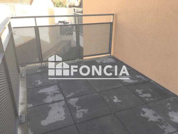 Location Appartement 4 pièces 75.47 m² - 2 BIS RUE DE LA GARE Chanteloup Les Vignes 78570