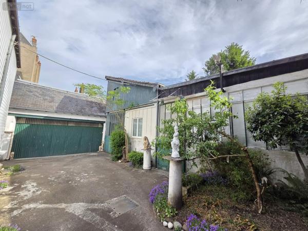 Maison à vendre à Tours dans l'Indre-et-Loire (37000), ref : 001/2503   
TOURS