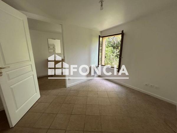 Location Maison 2 pièces 34.29 m² - 6 RUE DE FARCY Melun 77000