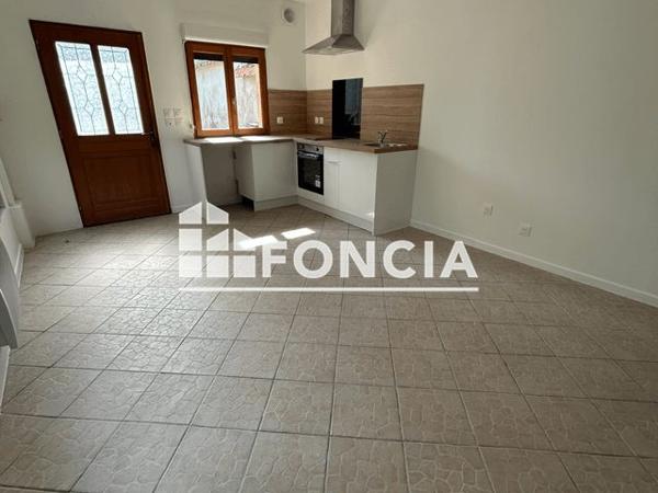 Location Maison 2 pièces 34.29 m² - 6 RUE DE FARCY Melun 77000