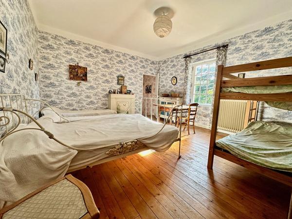 Maison 10 pièces 258 m2