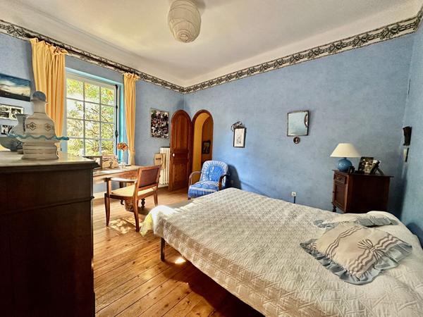 Maison 10 pièces 258 m2