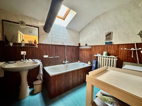 Maison 10 pièces 258 m2