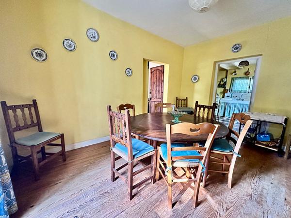 Maison 10 pièces 258 m2