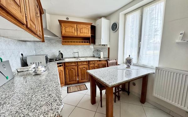 Maison à vendre    5 pièces •  Saran