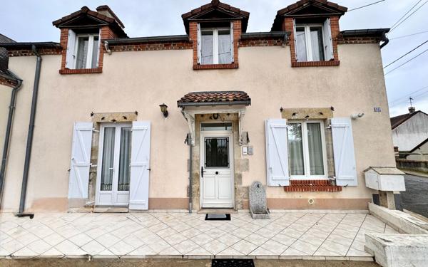 Maison à vendre    5 pièces •  Saran