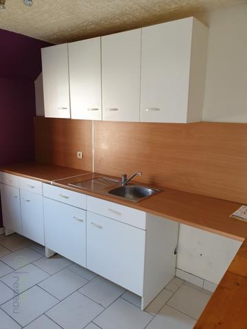 Immeuble à ESQUENNOY (60120)