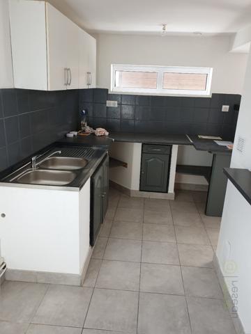 Immeuble à ESQUENNOY (60120)