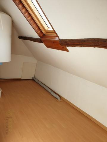 Immeuble à ESQUENNOY (60120)