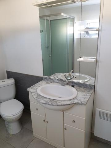 Immeuble à ESQUENNOY (60120)
