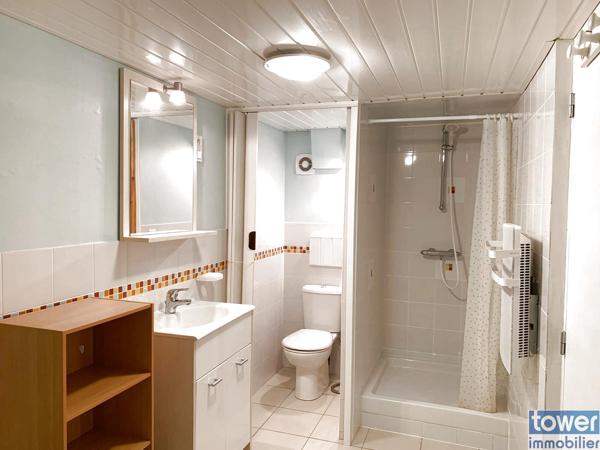 Maison
                                                                                                                                                                                                                                                                                                                        6 pièce(s)                                                                                                                                                                                                          4 chambre(s)                                                                                                                                                                                                          118  m²