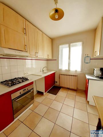 Maison
                                                                                                                                                                                                                                                                                                                        6 pièce(s)                                                                                                                                                                                                          4 chambre(s)                                                                                                                                                                                                          118  m²