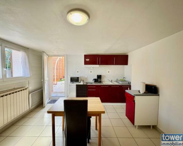 Maison
                                                                                                                                                                                                                                                                                                                        6 pièce(s)                                                                                                                                                                                                          4 chambre(s)                                                                                                                                                                                                          118  m²