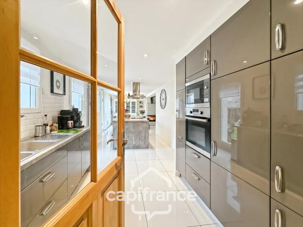 La Rochelle, Quartier de Beauregard, Maison à vendre 172 m2, 7 pièces, garage, jardin