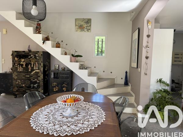 Maison à vendre 6 pièces 170 m² Cuers