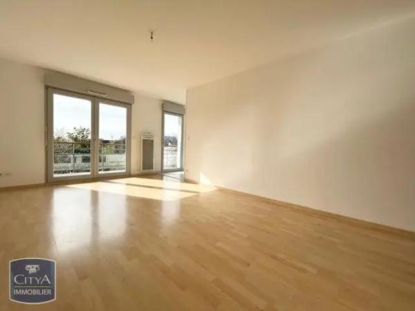 Appartement à louer 3 pièces 65.8m²