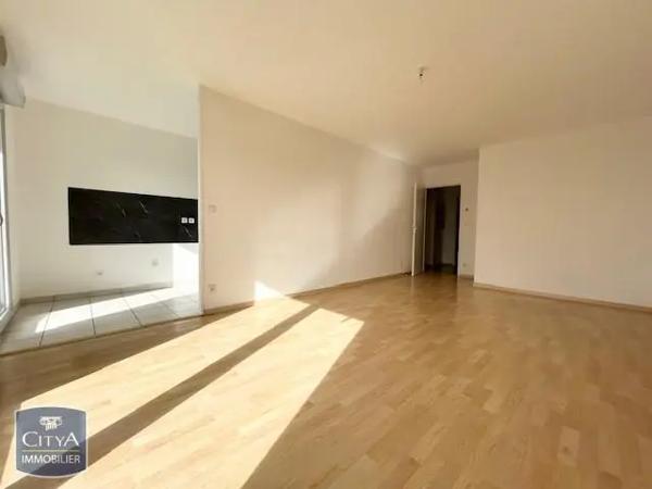 Appartement à louer 3 pièces 65.8m²