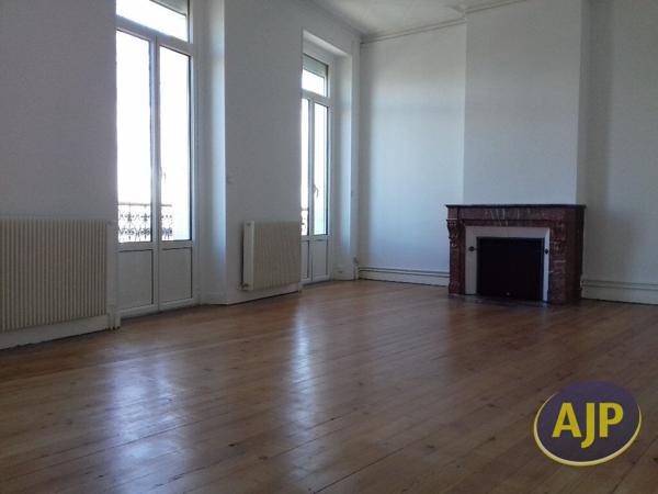 Vente immeuble Pauillac : 316 500 € - AJP Pauillac Immobilier