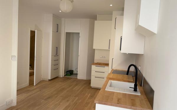 Appartement à louer    2 pièces • 40,49 m2 Lyon 7