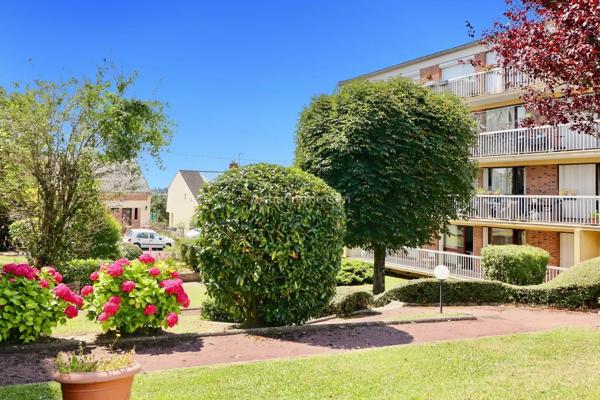 Vente                                                      Appartement
                        
                     4 pièces                      81 m2                     à Thorigny-sur-Marne