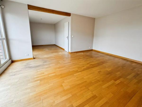 Vente                                                      Appartement
                        
                     4 pièces                      81 m2                     à Thorigny-sur-Marne