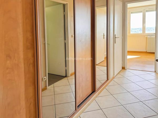 Vente                                                      Appartement
                        
                     4 pièces                      81 m2                     à Thorigny-sur-Marne