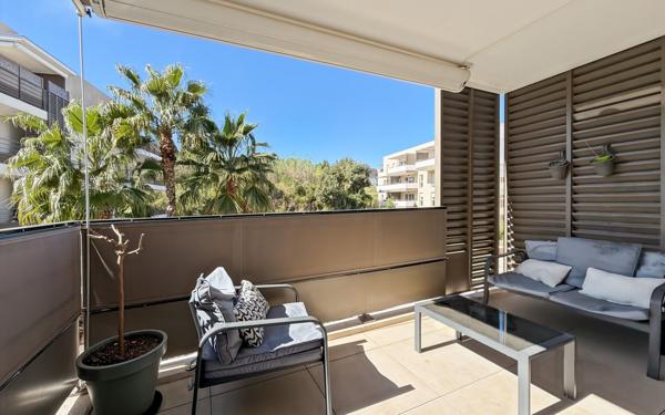 Appartement à vendre    2 pièces • 47 m2 Fréjus