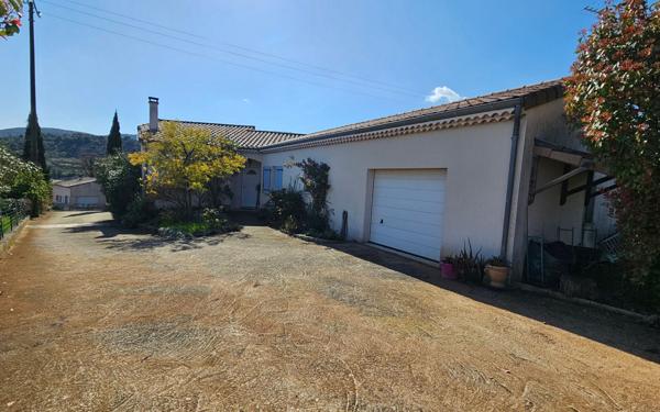 Maison à vendre    5 pièces •  Les Vans