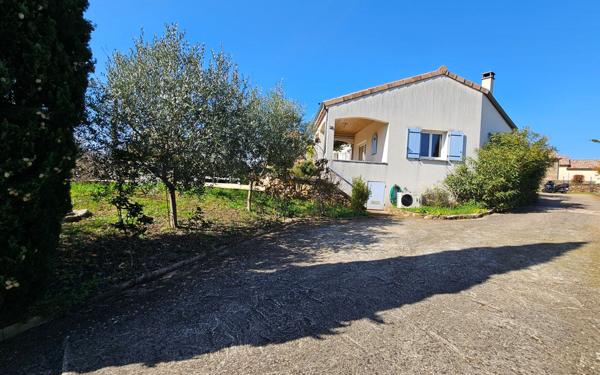 Maison à vendre    5 pièces •  Les Vans