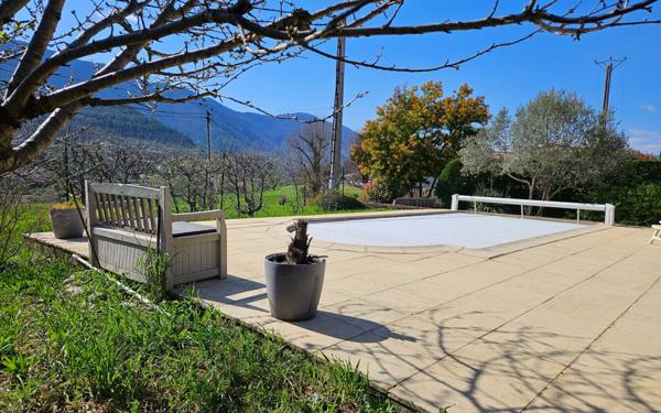 Maison à vendre    5 pièces •  Les Vans