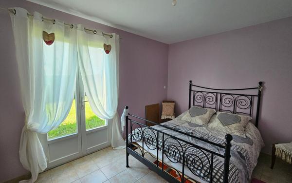 Maison à vendre    5 pièces •  Les Vans