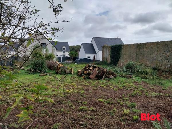 Terrain 414m²