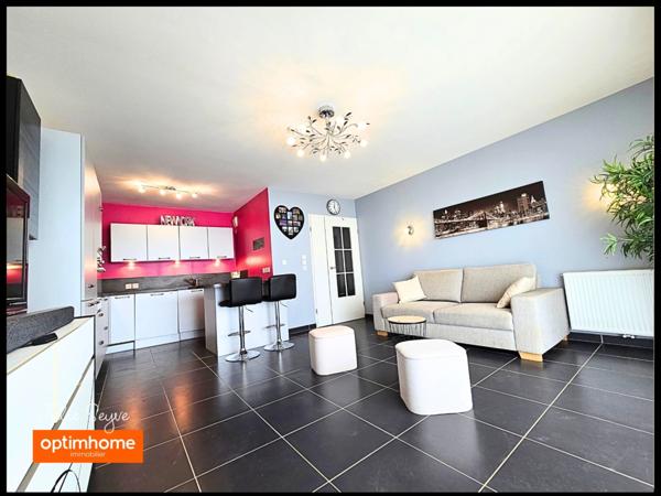 Appartement 2 Pièces de 49 m² avec grand balcon - Garage + Place de Parking - Orientation Sud-Ouest