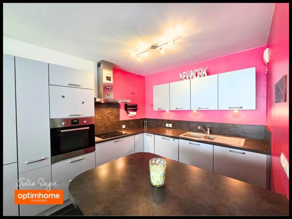 Appartement 2 Pièces de 49 m² avec grand balcon - Garage + Place de Parking - Orientation Sud-Ouest